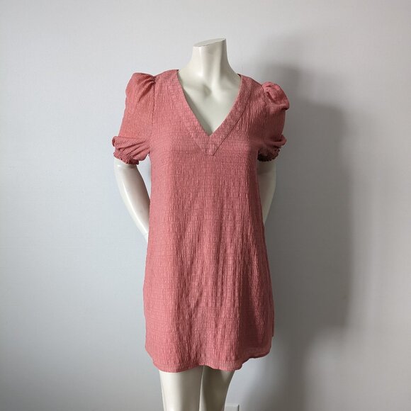 BB Dakota by Steve Madden - "Fields of Gold" Textured Shift Dress - Size M - Picture 2 of 9